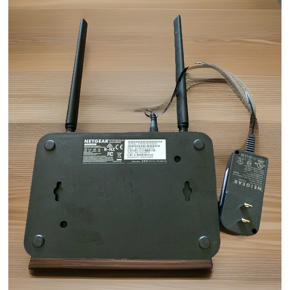 NETGEAR R6020 750 Mbps 4 Port Dual Band WiFi Router - Picture 4 of 5